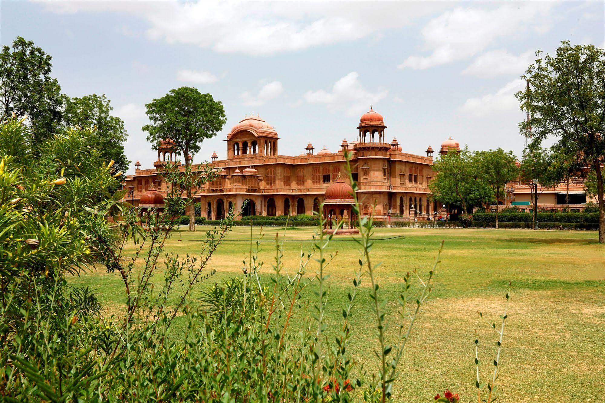 The Lallgarh Palace A Heritage Hotel Bikánér Kültér fotó